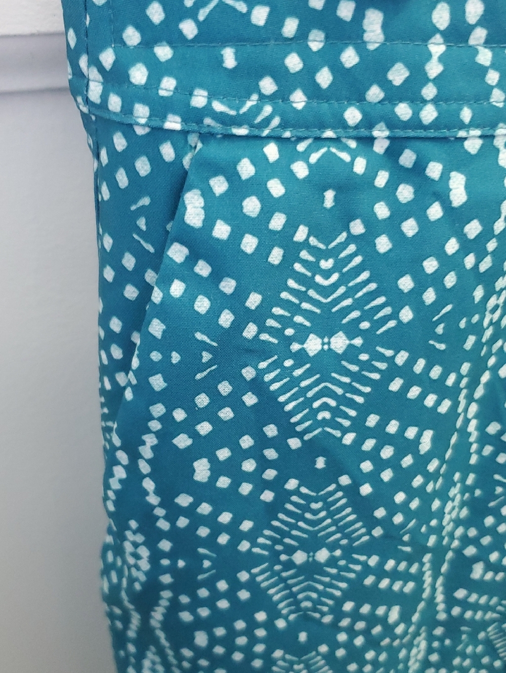 RipSkirt Hawaii Teal Patterned Adjustable Skirt Size Large Sweet Feet (4) - Picture 3 of 10